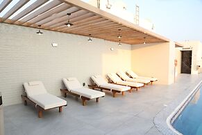 Wescott Plaza Hotel Apartment