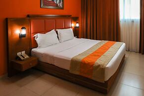 Wescott Plaza Hotel Apartment