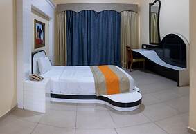 Wescott Plaza Hotel Apartment