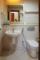 Wescott Plaza Hotel Apartment