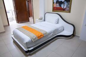 Wescott Plaza Hotel Apartment