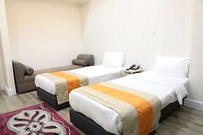 Wescott Plaza Hotel Apartment