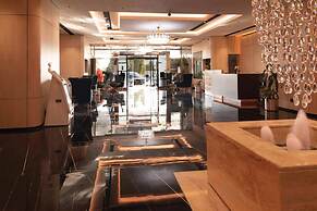 Wescott Plaza Hotel Apartment