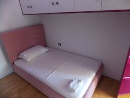 Doka Apartments