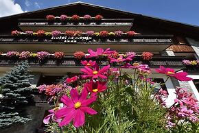 Hotel La Rouja