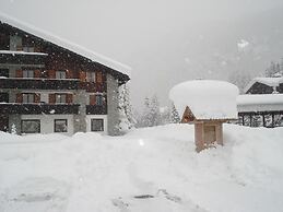 Hotel La Rouja
