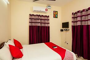 OYO 15701 River View Residency