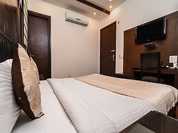 OYO 644 Hotel Haris Court