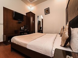 OYO 644 Hotel Haris Court