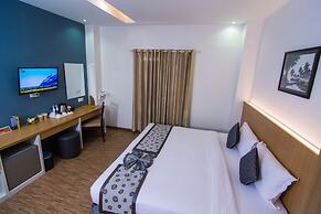 Botahtaung Hotel