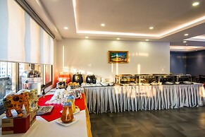 Botahtaung Hotel