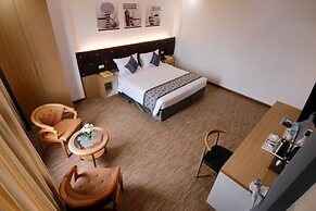 Botahtaung Hotel