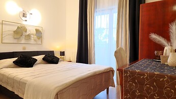 Avalena Rooms
