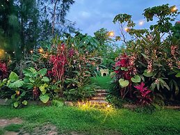 Okinawa starry forest cottage