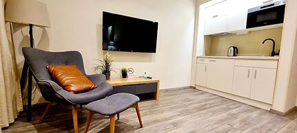 Malon Apartments