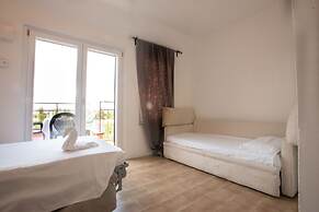 Holidays Residence