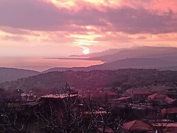 Assos Tasli Kosk