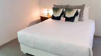 Nya Hotel