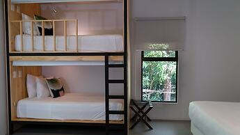 Nya Hotel