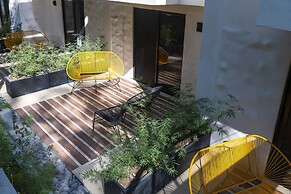 Nya Hotel