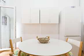 Rafaela Guest House