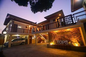 Tops Lodging House