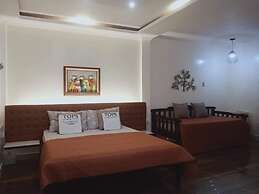 Tops Lodging House