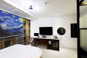 Russo Hotel