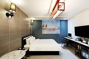 Russo Hotel