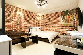 Russo Hotel