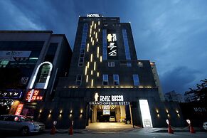 Russo Hotel