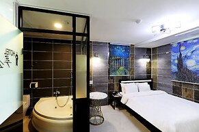 Russo Hotel