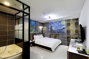 Russo Hotel