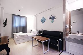 Hotel Insomnia