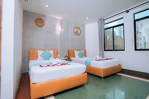 Grand Elevation Hotel