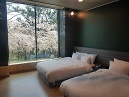 Suntree Hotel
