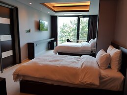 Suntree Hotel