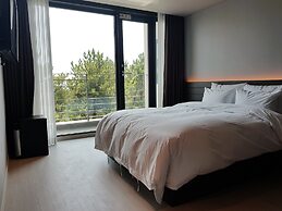 Suntree Hotel