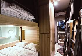 Merge Hostel