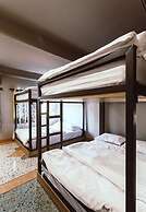 Merge Hostel