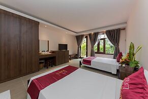 La Paloma Resort