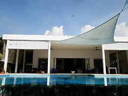 Villa Cymopoleia