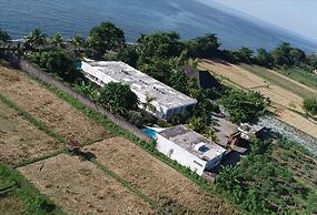 Villa Cymopoleia