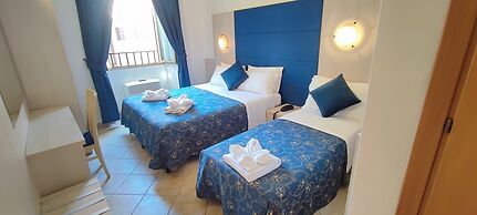 HOTEL MARECHIARO