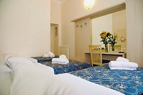 HOTEL MARECHIARO