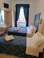 HOTEL MARECHIARO