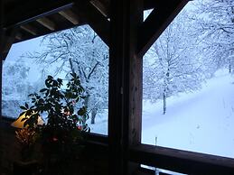 Chambres d'Hôtes Chalet De La Source