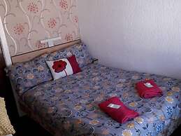 Belroy Hotel