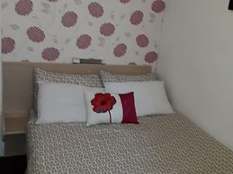 Belroy Hotel