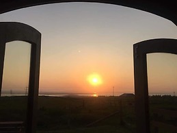 Hebrides Bothy - Glamping